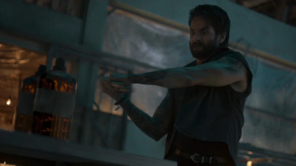 බොක්ස් ඔෆිස් වාර්තා බිඳිමින් O'Romeo පෙරමුණේ