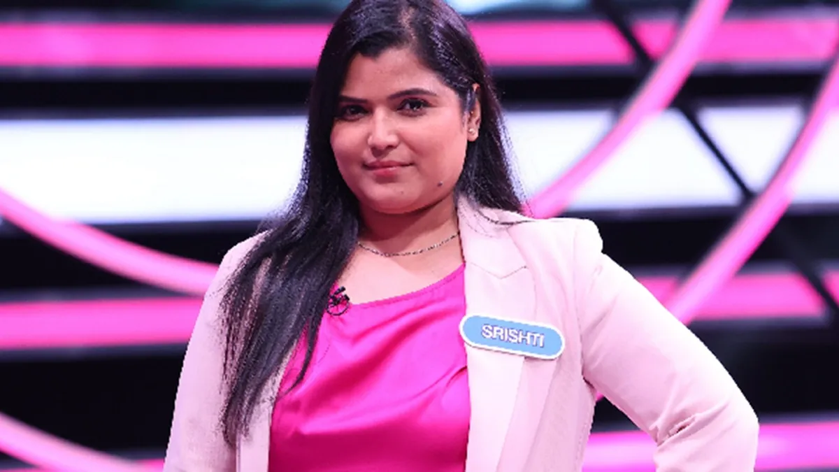 වීල් ඔෆ් ෆෝචූන්' වේදිකාවේ ශ්රිෂ්ටිගෙන් ප්රසිද්ධ චරිත අනුකරණ