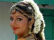 ಹೊಸ ಬಾಳಿನ ಹೊಸಿಲಲಿ ನಿಂತಿರುವ ರಂಭಾ