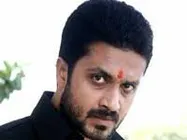 ಮದುವೆಯಲ್ಲಿ ಡೆಡ್ಲಿ ನಟರಿಗೆ ಹಿಗ್ಗಾಮುಗ್ಗಾ ಥಳಿತ