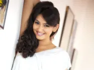 ಕನ್ನಡ ಕಾಗುಣಿತ ನುಂಗಿ ನೀರು ಕುಡಿದ ರಾಗಿಣಿ!