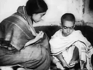 ಪುಸ್ತಕ ಮತ್ತು ಡಿವಿಡಿ ರೂಪದಲ್ಲಿ ಶ್ರೇಷ್ಠ ಚಿತ್ರ ಘಟಶ್ರಾದ್ಧ