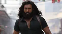 ₹300 ಕೋಟಿ ಅಲ್ಲ ಅದಕ್ಕಿಂತ ಜಾಸ್ತಿ; ತಲೈವಾ, ಪ್ರಭಾಸ್, ಶಾರುಖ್ ಹಿಂದಿಕ್ಕಿದ 'ಧುರಂಧರ್' ರಣ್ವೀರ್ ಸಂಭಾವನೆ