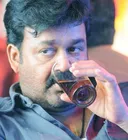 സംവിധായകന്റെ കൈയ്യൊപ്പ് പതിഞ്ഞ ഭ്രമരം