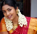 വിവാഹവാര്‍ത്ത കെട്ടിച്ചമച്ചത്‌: നവ്യ