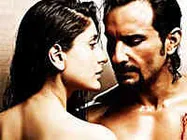 ശിവസേന കരീനയെ സാരിയുടുപ്പിച്ചു!!