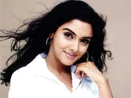 അസിന്‍ ഷാരൂഖിന്റെ നായികയാവുന്നു