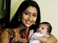 നവ്യയുടെ രണ്ടാംവരവ് റിയാലിറ്റി ഷോയിലൂടെ