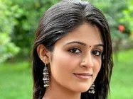 മാളവിക തെന്നിന്ത്യയിലെ നാടന്‍ പെണ്‍കൊടി