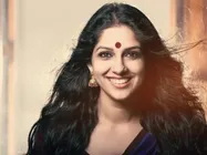 സെക്കന്റ്‌സില്‍ ജയസൂര്യയുമായി അപര്‍ണ നായര്‍