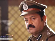 പോലീസ് വേഷത്തില്‍ സുരേഷ് ഗോപി വീണ്ടും