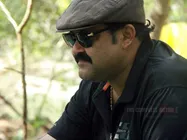 മെമ്മറി കാര്‍ഡില്‍ വിരമിച്ച സൈനികനായി മോഹന്‍ലാല്‍ 