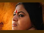 കയര്‍ തൊഴിലാളിയായി മീര ജാസ്മിന്‍