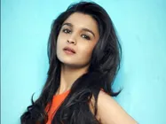 എആര്‍ റഹ്മാന്റെ സംഗീതത്തില്‍ ആലിയയുടെ ഗാനം 