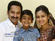 ലിപ് ലോക്ക് വിനയായോ, വണ്‍ ബൈ ടു ഉടനെത്തില്ല