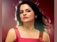 ചോക്ലേറ്റ്  മുന്നില്‍ കൊണ്ടുവന്നു വച്ചാലും റോമയ്ക്ക് വേണ്ട