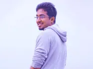 വിനീതിന്റെ തിരക്ക്‌