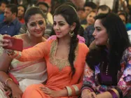 പ്രണയിക്കുന്ന നിക്കി, പ്രണയം ആഗ്രഹിക്കുന്ന കനിഹ, പ്രണയിക്കപ്പെട്ട ശ്വേത