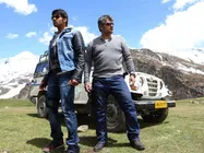 അജിത്തിന്റെ ഫാനായി ആര്യ തിളങ്ങുന്നു, യാച്ചന്റെ ട്രെയിലര്‍ കാണാം