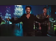  ഹോട്ടലില്‍ ഷാറൂഖ്, റോഡില്‍ ഷാറൂഖ്, വീട്ടില്‍ ഷാറൂഖ്...ഞെട്ടിത്തരിച്ച് ദുബായ്,വീഡിയോ..