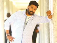 പ്രതിസന്ധിയില്‍ രക്ഷകനായെത്തിയ ദിലീപിന് വീണ്ടും രക്ഷാദൗത്യം, വിതരണക്കാരെ വിലക്കുമോ  ??