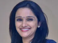 ഇനി ഇവിടെത്തന്നെ ഉണ്ടാകുമോ... മടങ്ങി പോവില്ലല്ലോ... ജോമോളോട് ആരാധകരുടെ ചോദ്യം