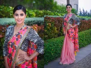 ഇഷ തല്‍വാര്‍ സാരി ഉടുത്ത് വന്നാല്‍ എന്റെ പൊന്നു സാറെ പിന്നെ ചുറ്റുമുള്ളതൊന്നും കാണാന്‍ പറ്റില്ല! 