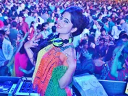 കൊച്ചിയുടെ സിരകളിൽ പ്രണയം നിറയ്ക്കാൻ  ഡോ.കുശ്ബു കപൂര്‍ എത്തുന്നു! പ്രണയദിനത്തില്‍ 'ഡിജെ' ലൗ  