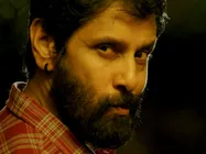 സ്‌കെച്ച് പ്രേക്ഷക പ്രതികരണം; അടിയും ഒതയും കലൈന്ത് വച്ച പോക്കിരി പൊങ്കല്‍!!