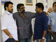 ബിലാത്തിക്കഥ ഉപേക്ഷിച്ചു, പകരം മറ്റൊരു സര്‍പ്രൈസുമായി ഹിറ്റുകളുടെ തമ്പുരാക്കന്‍മാരെത്തും!