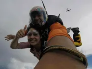 അമ്മയും മകളും  പുലിയാണ് കേട്ടോ!! സാഹസിക പ്രകടനവുമായി നടി മിയയും അമ്മയും, ചിത്രങ്ങൾ കാണാം...