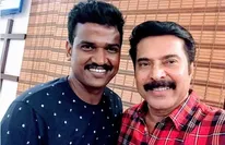 വിശ്വസിക്കാനാകാതെ നിന്ന ലുക്ക്മാന്‍, വീട്ടുകാര്യങ്ങള്‍ സംസാരിച്ച് മമ്മൂട്ടിയുടെ ചേര്‍ത്തു നിര്‍ത്തല്‍