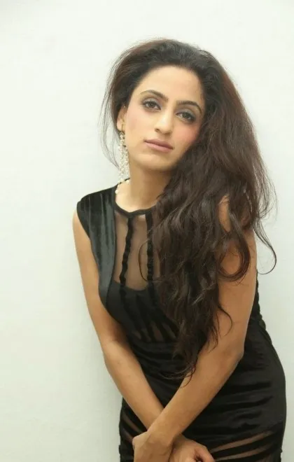 Vriti Khanna