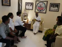 ரஜினிகாந்த்தை சந்தித்த திமுக MLA.. தேர்தல் நெருங்கிய நேரத்தில் திடீர் சந்திப்பு,. காரணம் என்ன? 