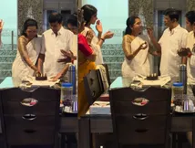 திருமண நாள் கொண்டாடிய எஸ்.ஏ. சந்திரசேகர் - ஷோபா.. மகன் விஜய்யை காணோமேப்பா.. இந்த முறையும் வரலயா?