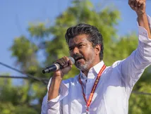 தமிழ்நாடு ரசிகர் மயமாகி விட்டது.. விஜய்யின் வெற்றியை வாழ்த்தோடு விளாசிய ஜனநாயகன் பட நடிகர்
