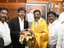CM விஜய் வருகிறார்னு சோபா வாங்கினோமா? எக்ஸ் தளத்தில் விளாசி விட்ட விசிக