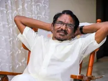 பாசத்துக்குரிய பாரதிராஜா உயிரிழப்பு.. மகன் போன வலியோடு இயக்குநர் இமயமும் போய்விட்டார்