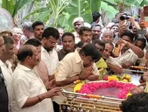 பாரதிராஜா உயிரிழப்பு.. உடைந்து கதறி அழுத வடிவேலு.. வைகை புயலை இப்படி பார்த்ததே இல்லை