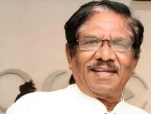 பாரதிராஜாவின் இன்ஷியல் அவரது அப்பாவுடைய பெயர் இல்லை.. அப்படியானால் யாருடைய பெயர்? இந்த கதை தெரியுமா?