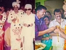 பாக்யராஜுக்கு எம்ஜிஆர்.. சாந்தனுவுக்கு விஜய்.. 2 பேரும் சி.எம்.. குடும்பத்தை தொடரும் தாலி பாரம்பரியம்