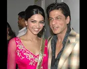 கேட்டார் ஷாரூக்; உதவினார் ரஜினி!!