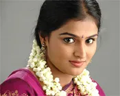 கிளாமரே வேண்டாம் ... ரம்யா