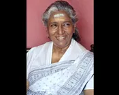 எஸ்.ஜானகிக்கு பி.சுசீலா அறக்கட்டளை விருது!