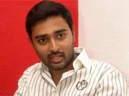 முரண் படத்துக்காக 10 கிலோ எடையைக் குறைத்துள்ளார் நடிகர் பிரசன்னா. 