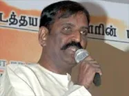 படங்களில் பாலுறவைத் திணிக்கலாமா?-வைரமுத்து ஆதங்கம்