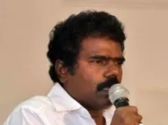 'ஏங்க என்னங்க நடக்குது இங்கே?'