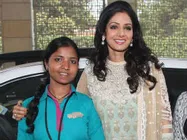 சவீதாவின் டாக்ஸியில் சவாரி போன 'மயிலு' ஸ்ரீதேவி