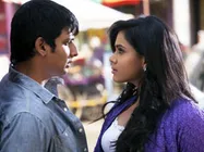 ப்ளீஸ் துளசி, என்னை அங்கிள்னு கூப்பிட்டுறாத...  கெஞ்சும் ஜீவா