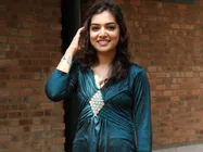 சந்தோஷமாயிருக்கேன்... ஆனா, கொஞ்சம் பயமாயிருக்கு: நஸ்ரியா